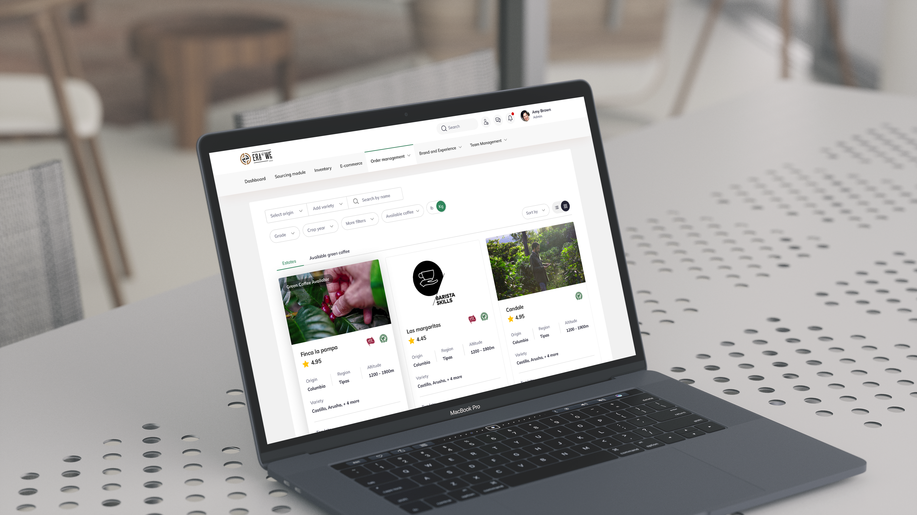 UI8-mockups4K-macbook